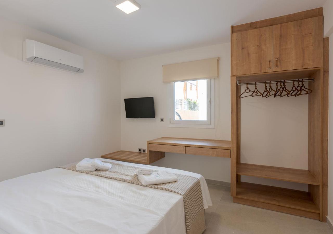 Costa Vasia Seaside Suites And Apartments วราฮาติ ภายนอก รูปภาพ