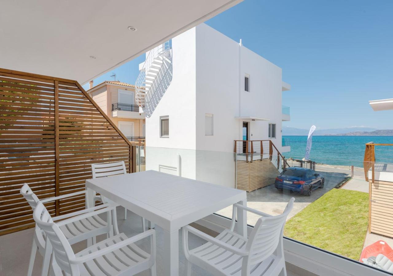 Costa Vasia Seaside Suites And Apartments วราฮาติ ภายนอก รูปภาพ