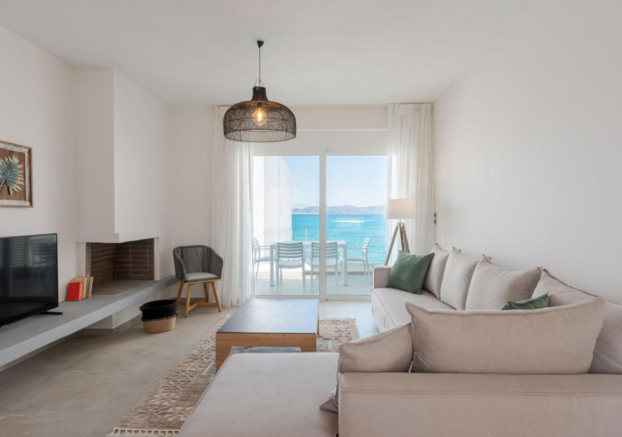 Costa Vasia Seaside Suites And Apartments วราฮาติ ภายนอก รูปภาพ