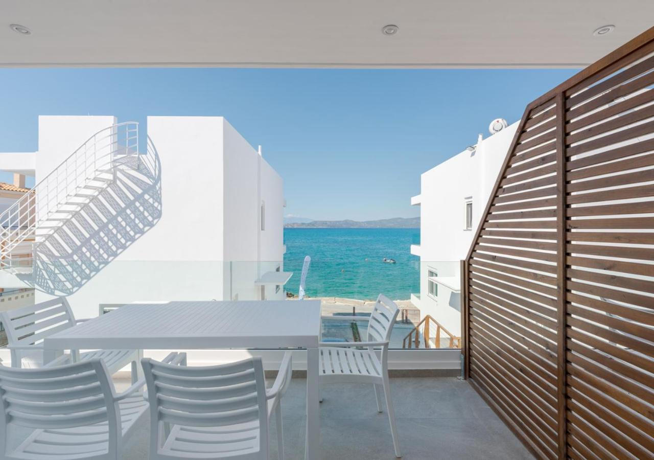 Costa Vasia Seaside Suites And Apartments วราฮาติ ภายนอก รูปภาพ