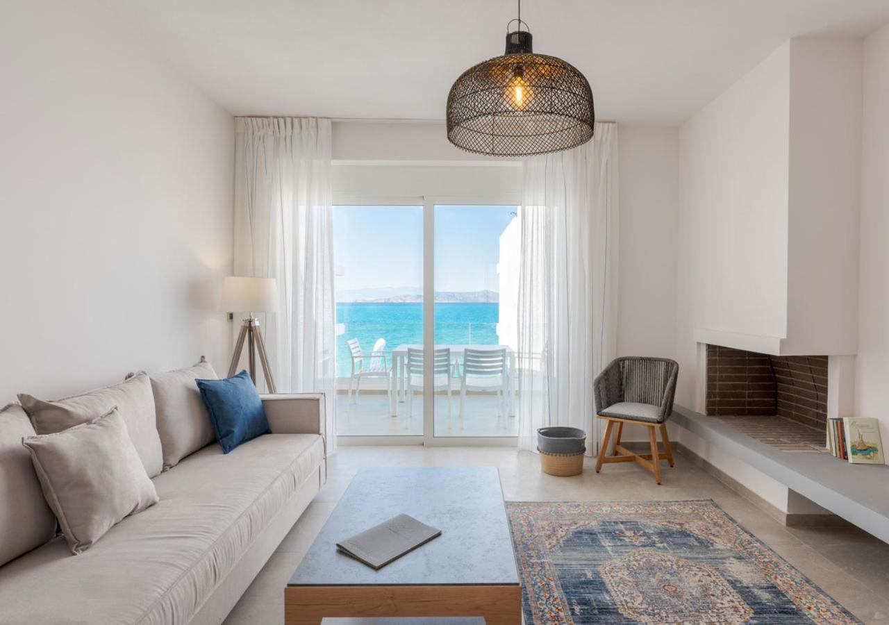 Costa Vasia Seaside Suites And Apartments วราฮาติ ภายนอก รูปภาพ